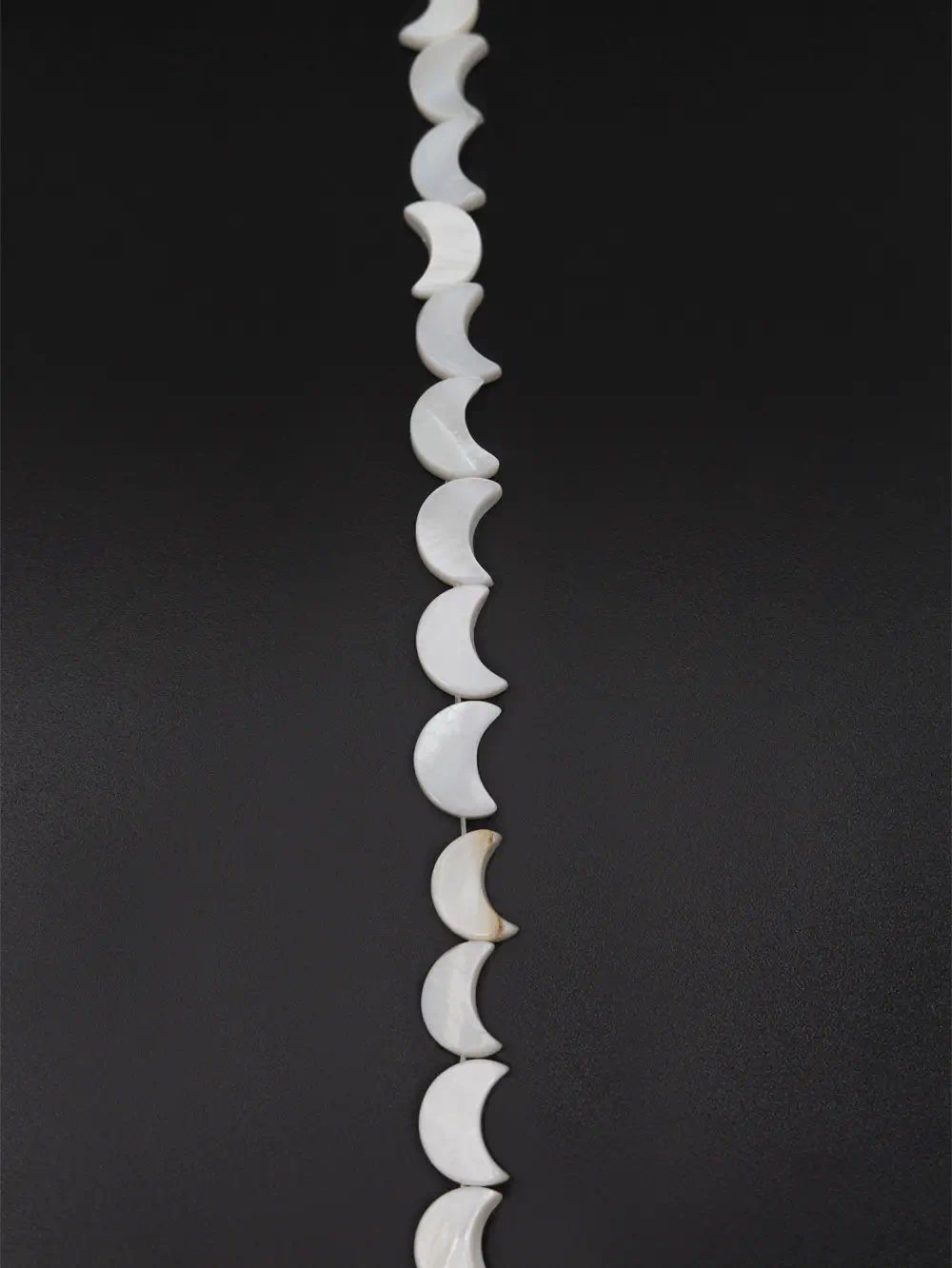 TIRA DE NÁCAR FORMA DE LUNA